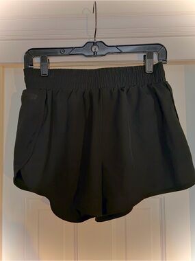 Gym Girl High-Rise Black Women's Athletic Pull-On Shorts - Size Medium